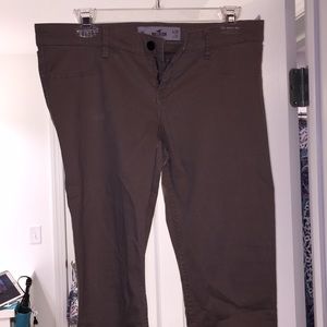 HOLLISTER Khaki pants !